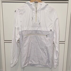 Empyre White Pullover Windbreaker with Light Gray Pattern